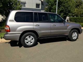 LANDCRUISER SAHARA 4x4 AUTOMATIC 4.7 L V8