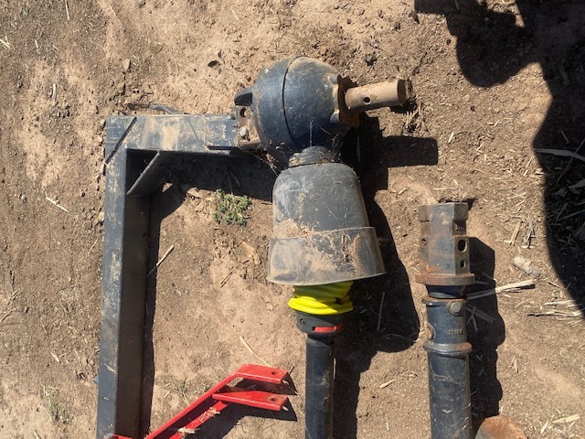 3PL post hole digger