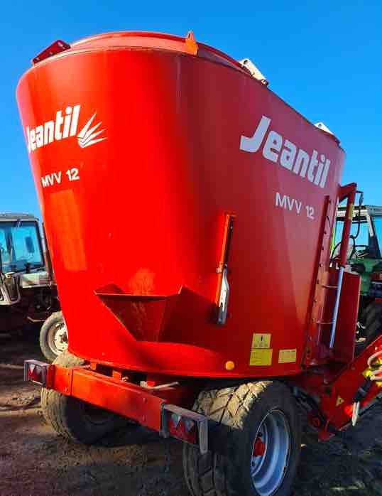 Jeantil 12MMV Mixer Wagon For Sale