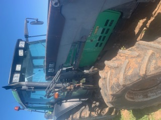 2006 Valtra Tractor