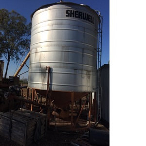 Sherwell 30 Tonne grain silo with loading arm