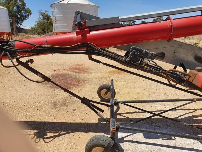 Wheatheart auger 10 inch by 41 foot