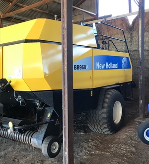 NEW HOLLAND BB960AS Square Baler For Sale