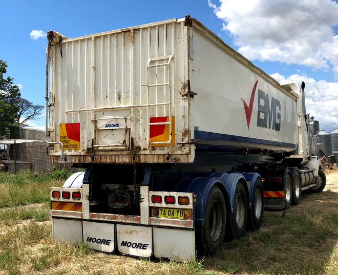 Moore B Double Tipping Trailers