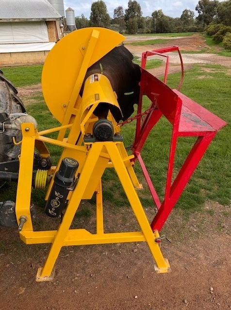 Himac   PTO Wood Saw