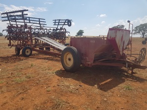 Napier Grasslands 611 Airseeder 33ft Small Seed Box
