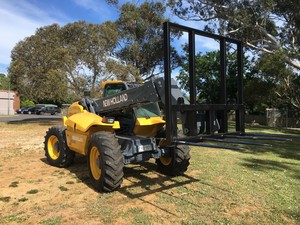 New Holland Telehandler LM 630