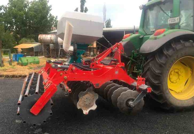 Unia MultiDisc and Lehner Air Seeder
