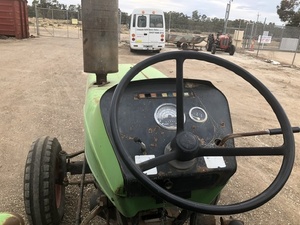 Tractor 