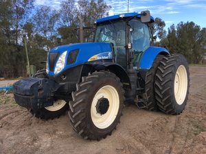 New Holland T 7050 Tractor