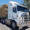Kenworth k104