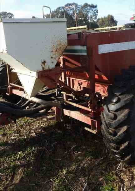 Napier Air seeder cart with Small seeds Box