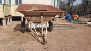 Crump Kurrajong 1000 Super Spreader