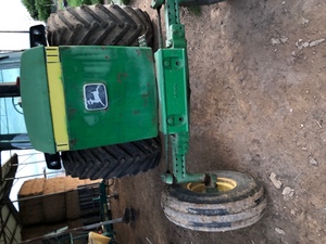 John Deere 4240 Tractor