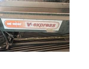 V Express Sheep & Goat Handler