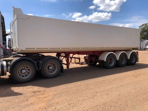 Boomer Engineering Chassis Tipper