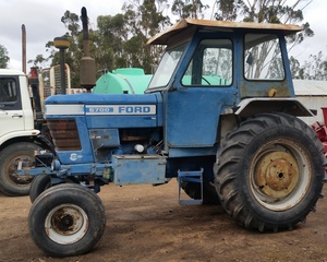 Ford 6700 Tractor