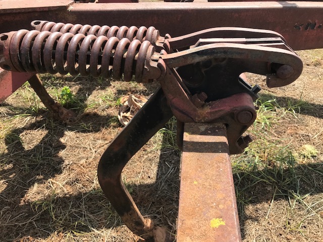 International Scarifier 2-11 14 Foot