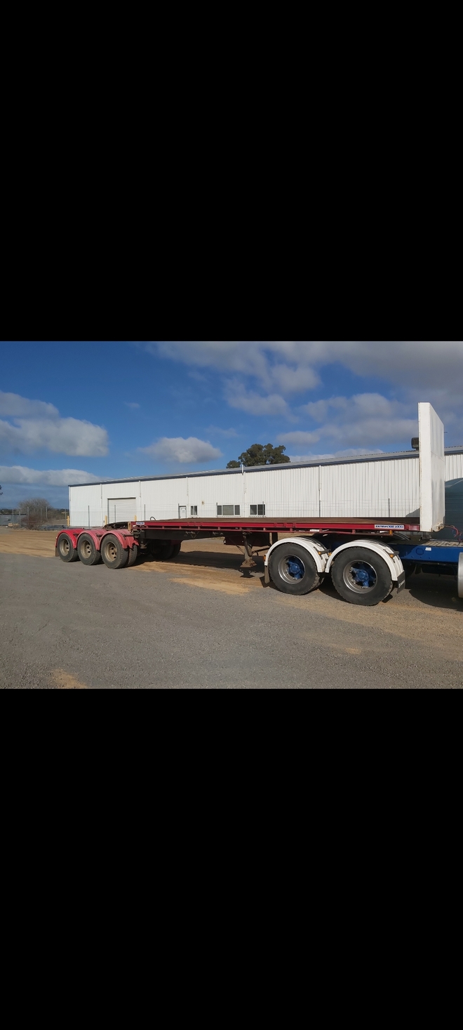 2005 Southern Cross 12 Pallet 24ft A trailer 