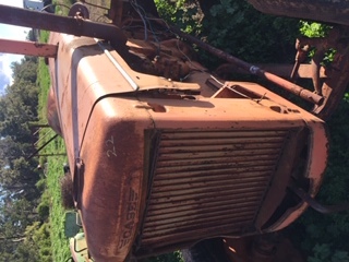 Under Auction - LA Case Tractor- 2% + GST Buyers Premium On All Lots 