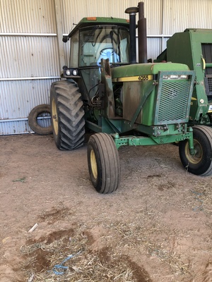 John Deere 4055 Tractor with FEL